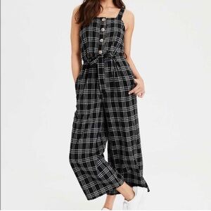 American Eagle Black and White Plaid Jumpsuit - no belt, size Sma